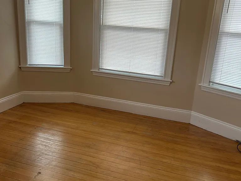 61 Frederick Ave — Photo 7
