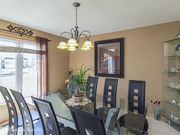 3rd image of 9801 Enfield Cir