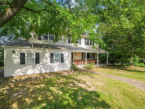 2nd image of 45 Hale Pl
