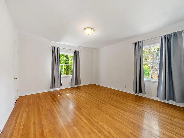 2335 Lorain Rd — Photo 36