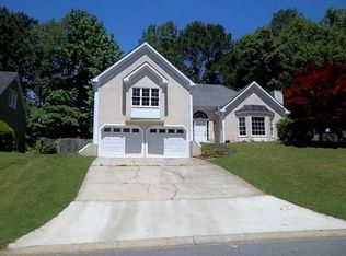 740 Jamie Way NE, Woodstock, GA 30188