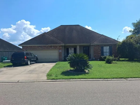 28561 Gray Eagle Dr, Denham Springs, LA 70726