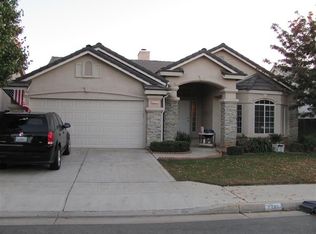 2281 E Revere Rd, Fresno, CA 93720