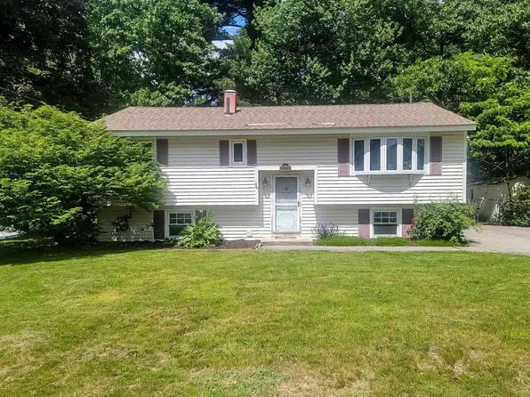 44 Cambridge Road, Nashua, NH 03062