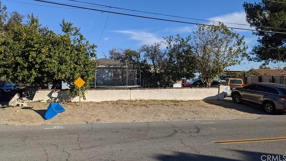 1st image of 8383 Hemlock Ave #1-2
