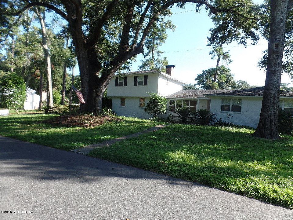1st image of 4703 Queen Ln