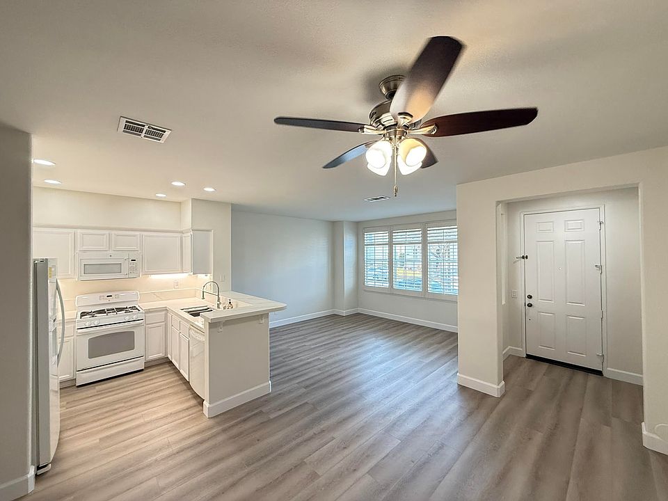 Kitchen and living room