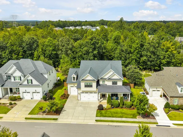 66 Ashwood Dr, Chapel Hill, NC 27516