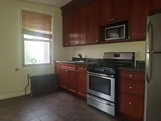 Rented by Capri Jet Realty Corp | media 14