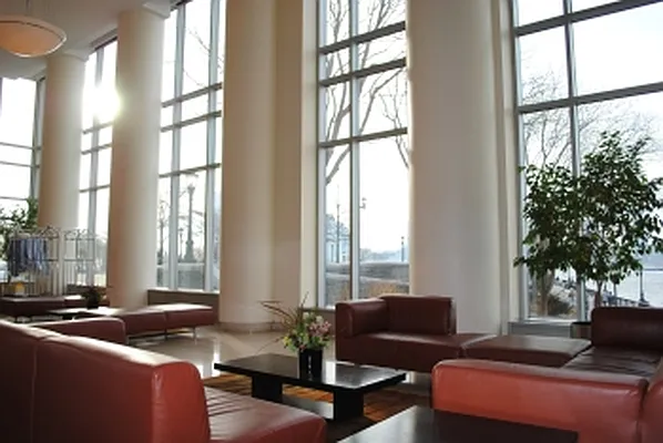 Rented by MNS | media 7