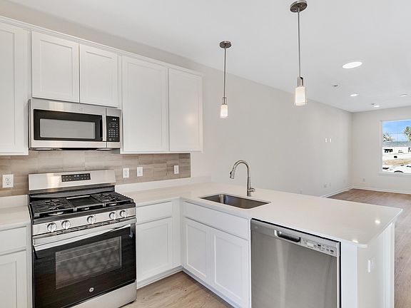 6th image of this home