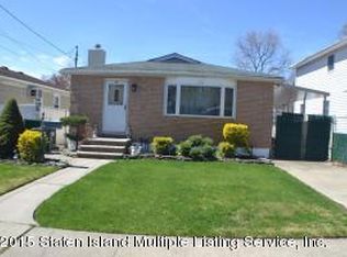 48 Elmwood Ave, Staten Island, NY 10308