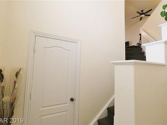 5th image of 7624 Rolling View Dr Unit 201