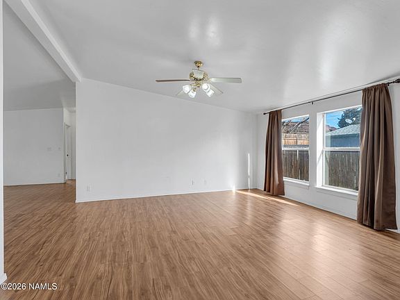 3rd image of 4938 E Bullwinkle Dr