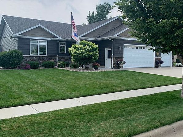 2626 Whisper Wind Dr