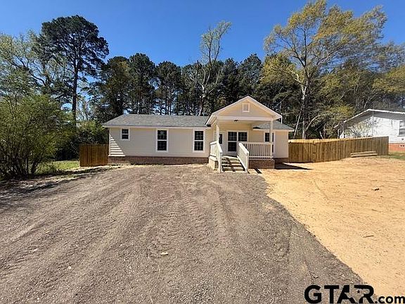 2nd image of 104 Parnell Dr
