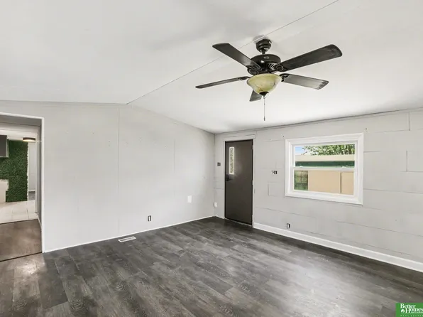 15025 E Plz #192, Omaha, NE 68137