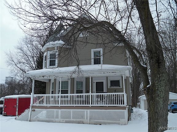 2nd image of 3590 Curtis Ave