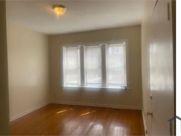 7957 S Emerald Ave #1, Chicago, IL 60620