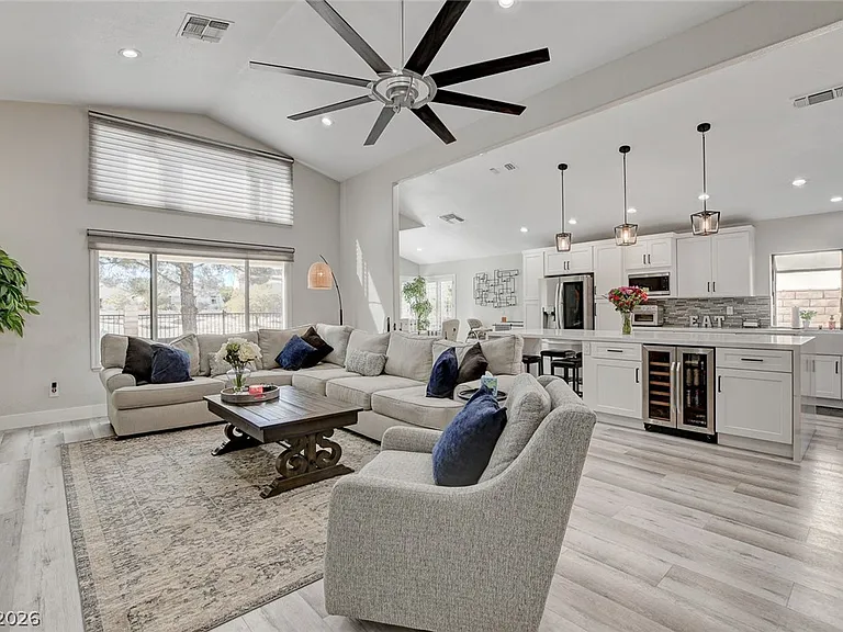 5429 Painted Sunrise Dr — Photo 17