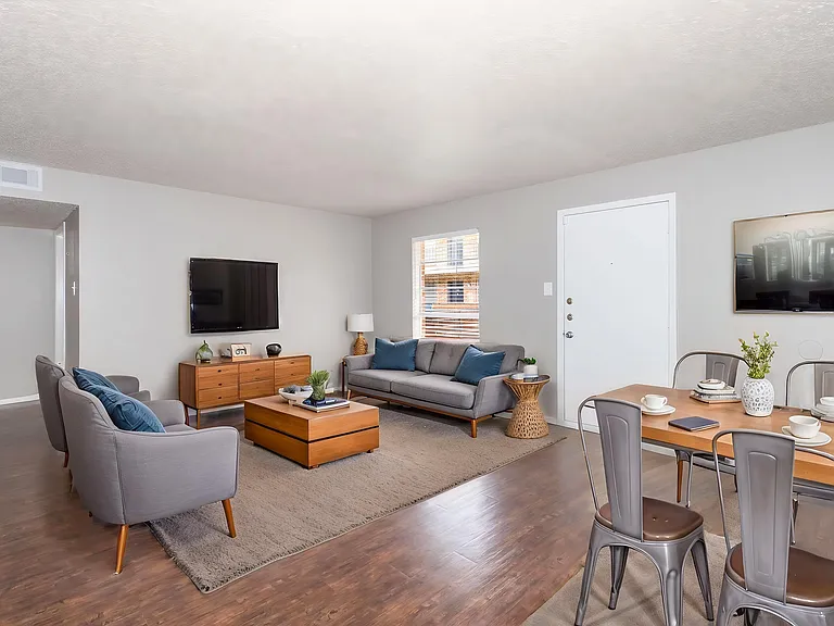 Highland Terrace — Photo 14