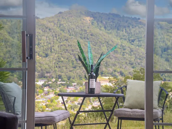260 Channing Way #2, San Rafael, CA 94903