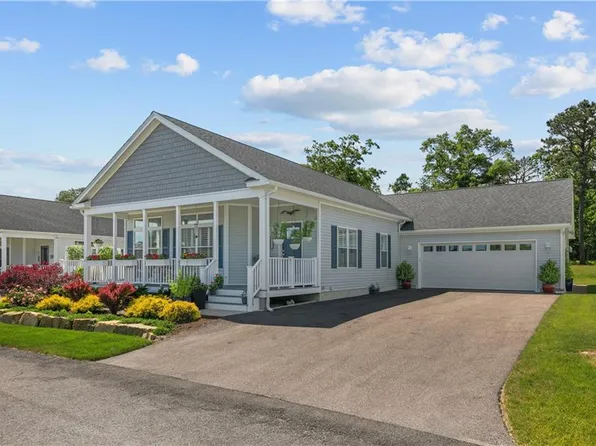 118C Driver Ln, Wakefield, RI 02879
