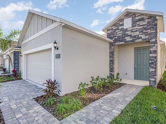 3rd image of 1193 Canfield Cir