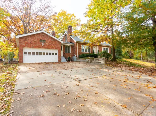 934 Forder Rd, Saint Louis, MO 63129