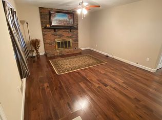 565 S Lorraine St, Radcliff, KY 40160