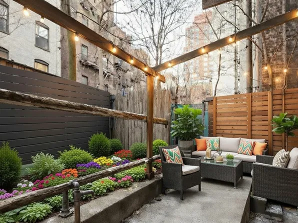 323a East 89th Street image 1 of 6