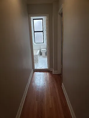 Rented by Smart NY Realty LLC | media 3