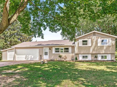 52680 Walsingham Ln, South Bend, IN, 46637
