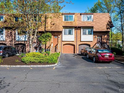 1906 N Oaks Blvd, North Brunswick, NJ, 08902
