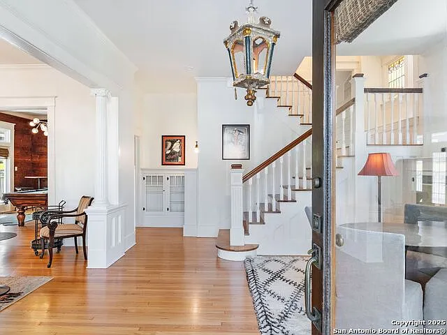 702 W French Pl — Photo 8