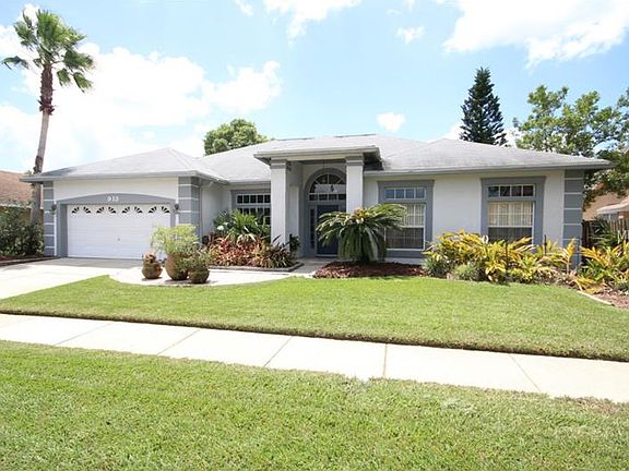 5th image of 913 Stillwell Ln