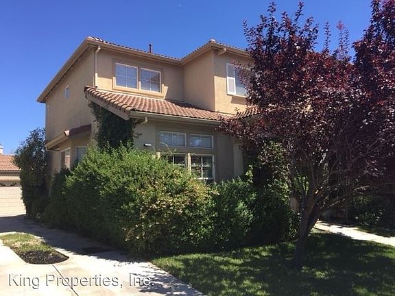 3rd image of 1516 Portola St