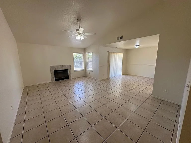 1257 W Olema Cir — Photo 6