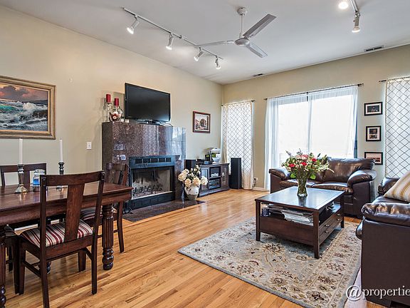Living Room/Dining Room