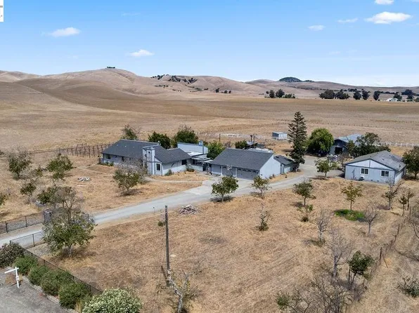 4767 Bel Roma Rd, Livermore, CA 94551