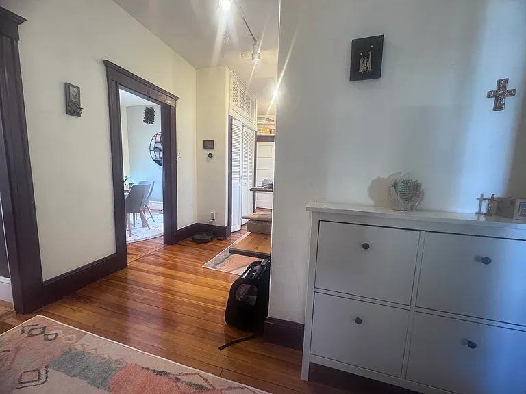 93 Beech St #2 — Photo 3