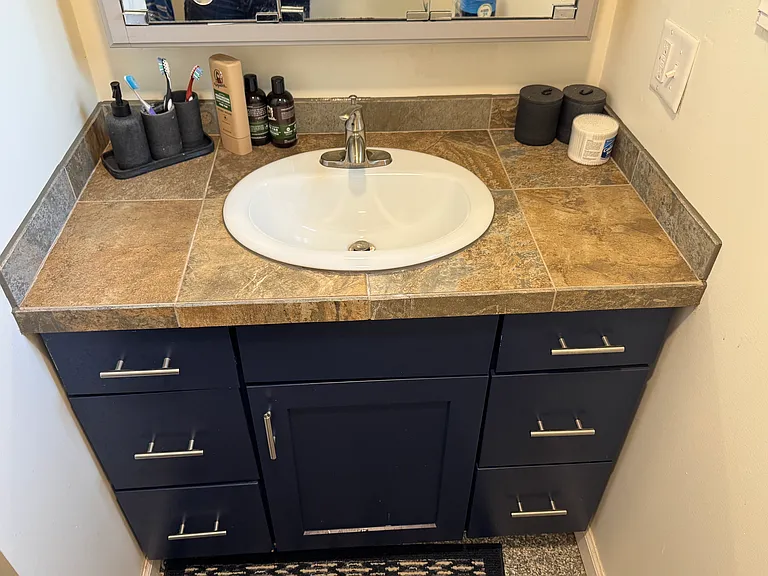 220 W Williams St — Photo 26
