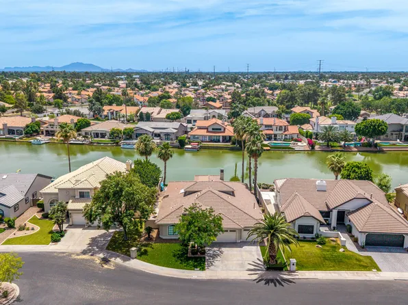 2111 E GONDOLA Lane, Gilbert, AZ 85234