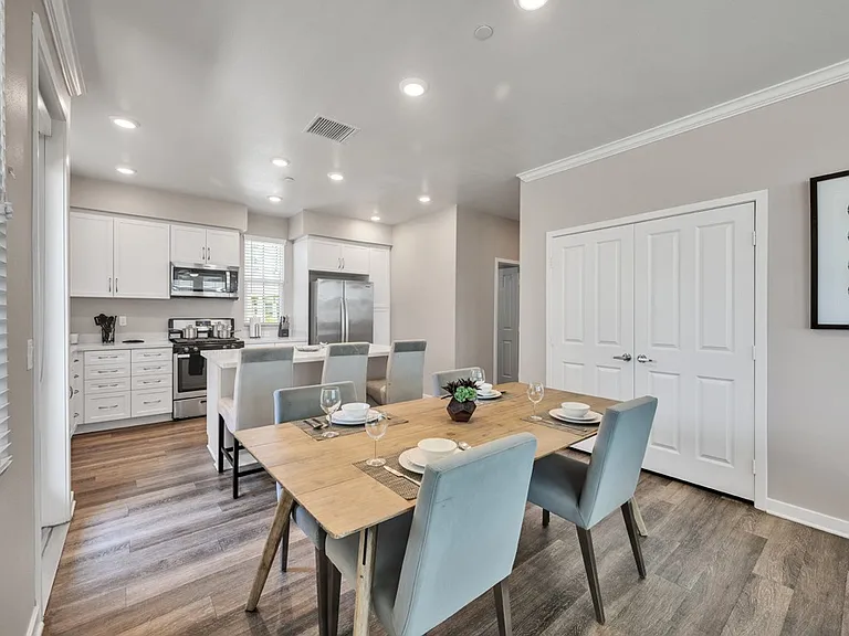 Arrow Vista Village — Photo 30