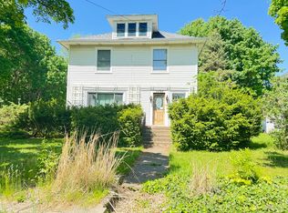 19723 Maple Ave, Conklin, MI 49403