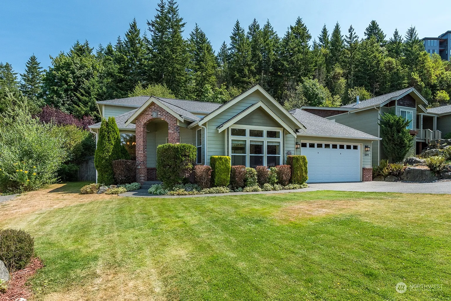 2311 Oregon Avenue photo 1