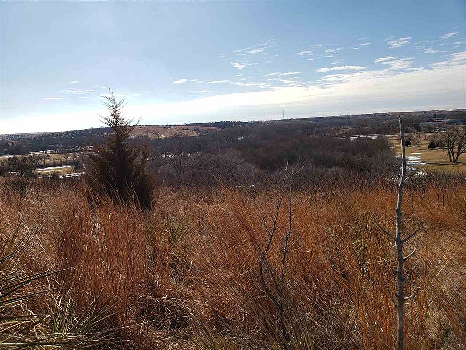 2nd image of 1301 Arrowhead Meadows Dr