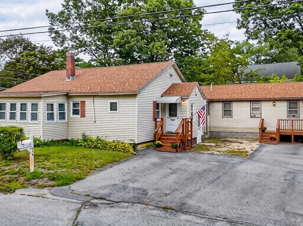 114 Old Meadow Rd, Dracut, MA 01826