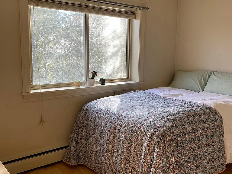 329 Harvard St #32 — Photo 12