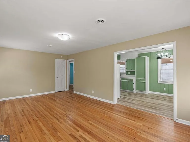 628 S Evelyn Pl NW — Photo 5